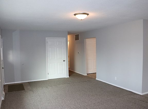 2nd image of 2704 Clifton Dr