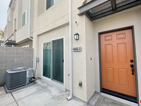 3rd image of 14416 Plum Ln APT 3