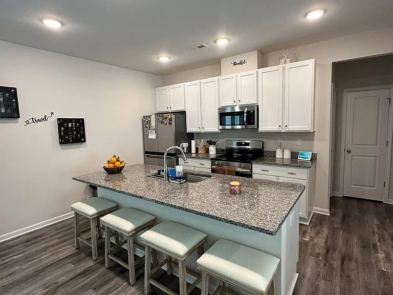 2117 Tom Sadler Rd — Photo 4