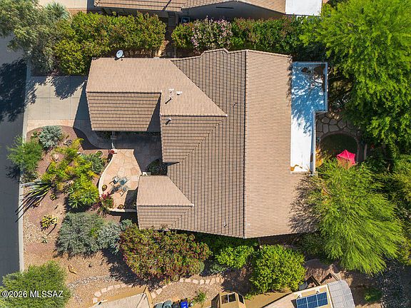5th image of 1018 N Cowboy Canyon Dr