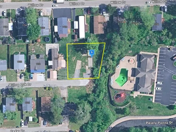 1719 Willow Oak Dr, Pevely, MO 63070