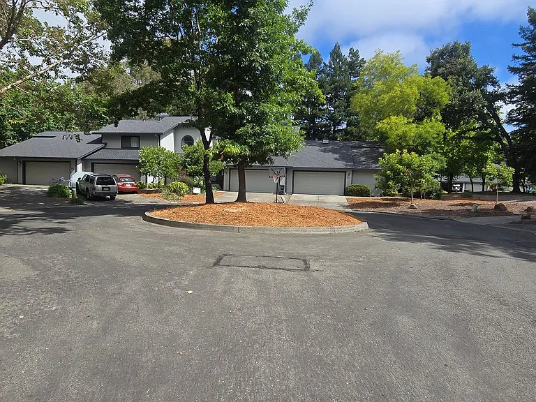 509 Tracy Ave — Photo 7