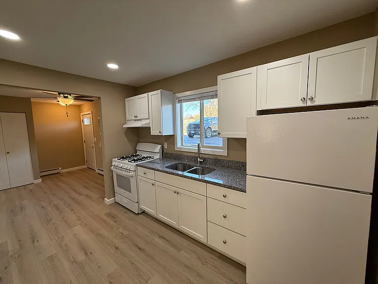 7700 Bloomington Ave South — Photo 21