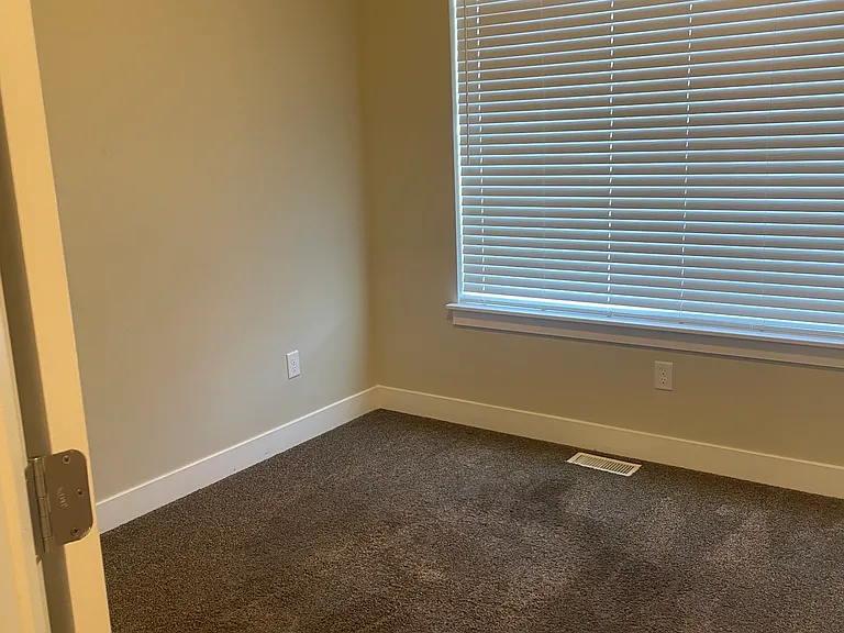 12727 Meadow Run Ct — Photo 6