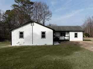 104 Mountain View Dr, Dallas, GA 30157