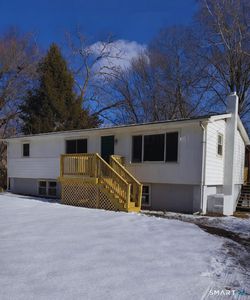 328 Hammock Road North, Westbrook, CT, 06498