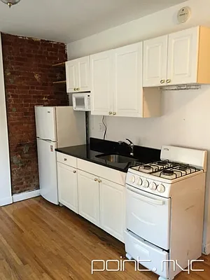 Rented by Point NYC | media 7