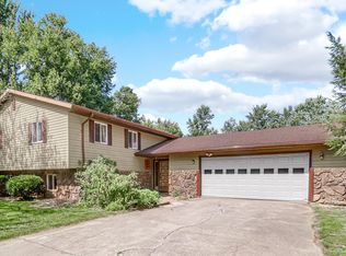 488 E 830 N, Valparaiso, IN 46383