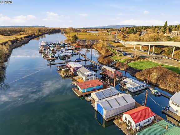 2nd image of 5 W Mill St #B7