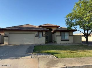 6821 W Saddlehorn Rd, Peoria, AZ 85383