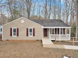 7166 Velvet Antler Dr, Midlothian, VA 23112