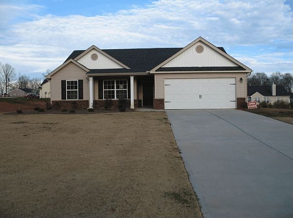 2nd image of 212 Lucas Way