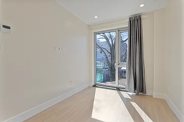 Rented by Elegran
