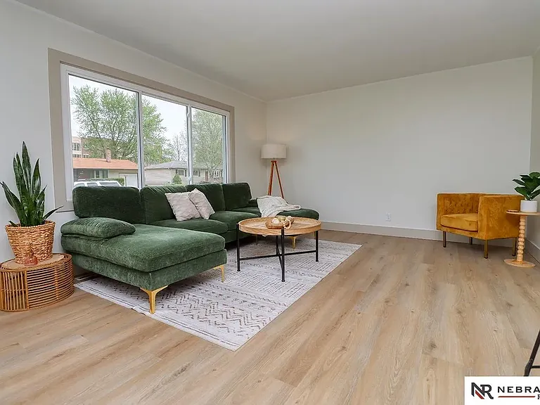 8107 Beechwood Dr — Photo 21