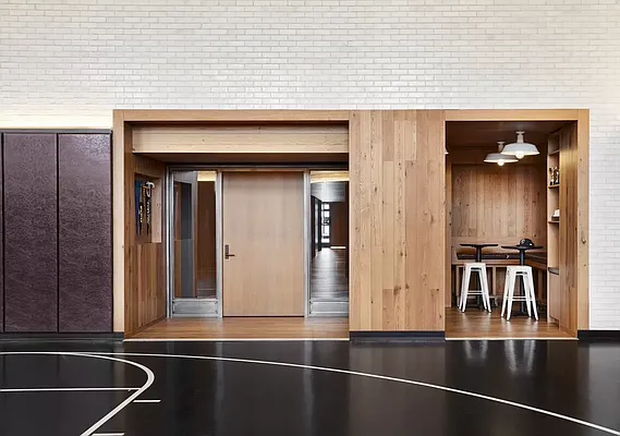 Rented by Vector New York, LLC | media 19