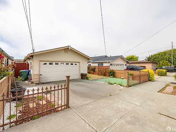 2nd image of 2618 Virginia Ave