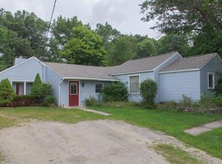 4190 E Mount Garfield Rd, Fruitport, MI 49415