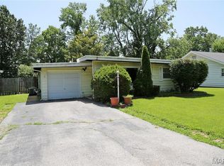 3908 Engler Ave, Saint Louis, MO 63114