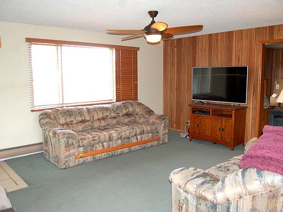 5th image of 2852 SE Slayton Ct