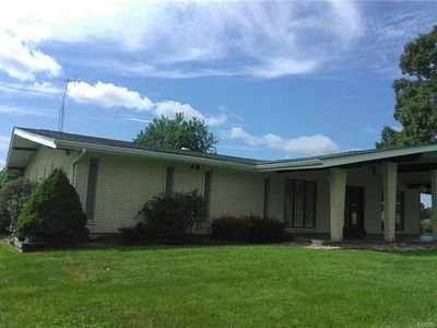 Old Highway 66, Bourbon, MO, 65441