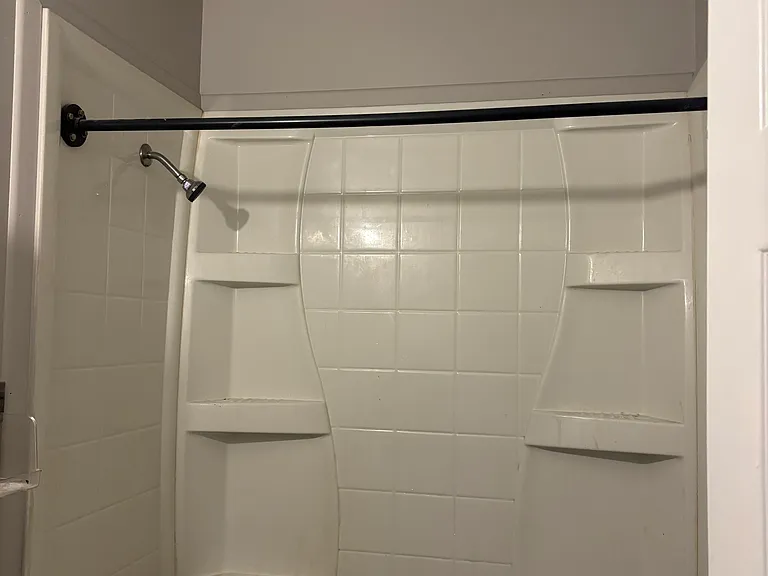 1601-1603 E Main St #4 — Photo 14