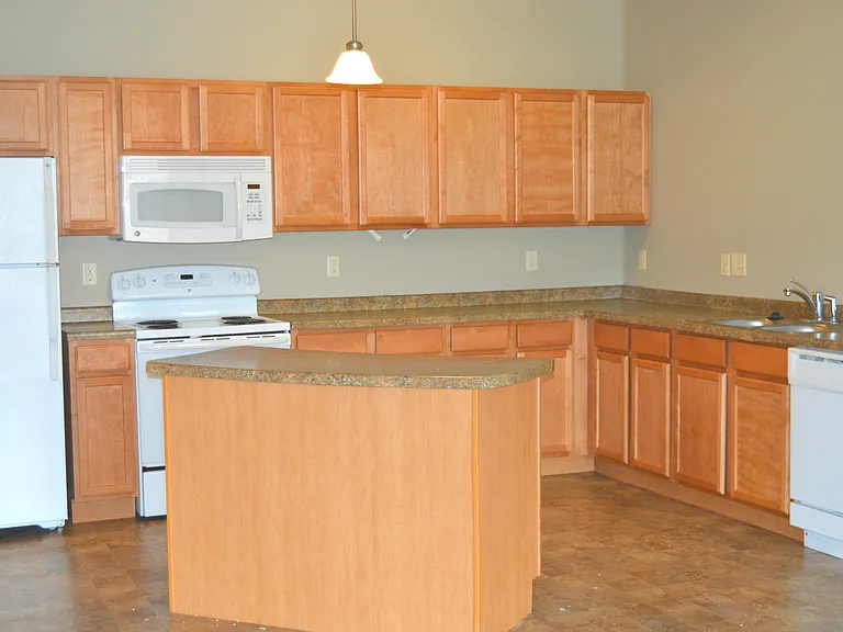 Boulder Ridge Apartments — Photo 70