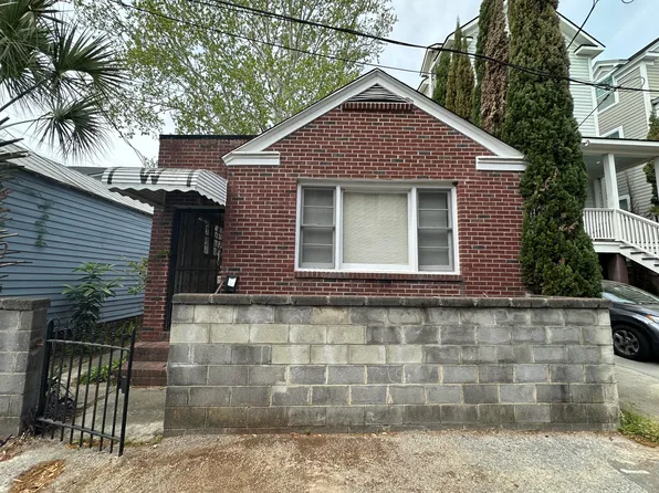 3 Woodall Ct, Charleston, SC 29403