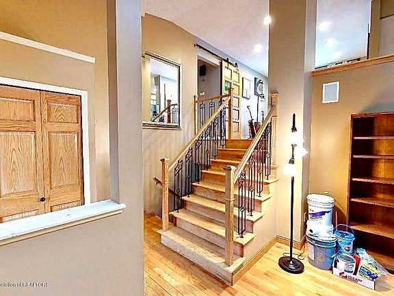 3rd image of 1515 Bentbrook Cir