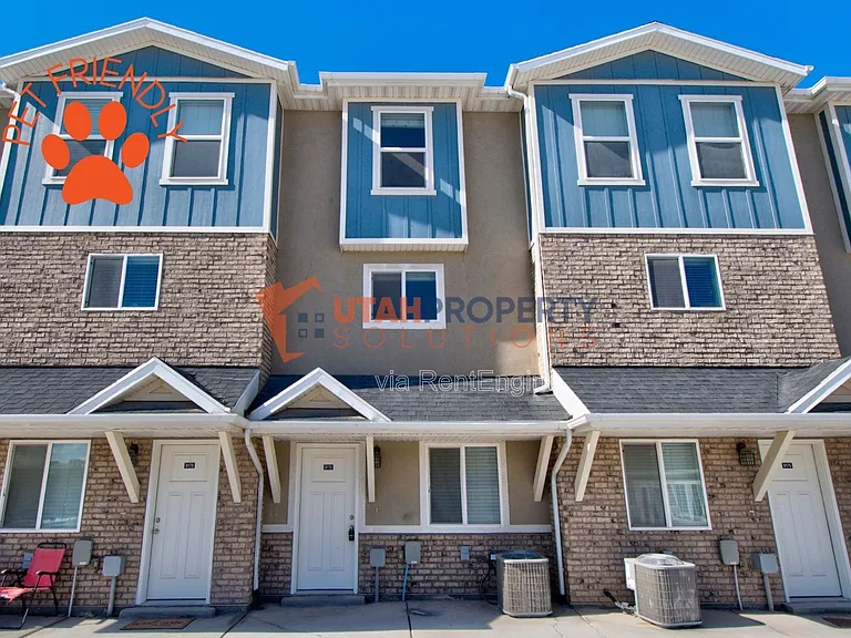 8172 N Broken Spoke Ln — Photo 1