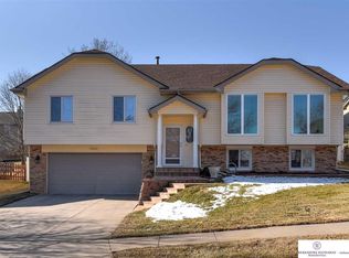 15417 Cuming Cir, Omaha, NE 68154