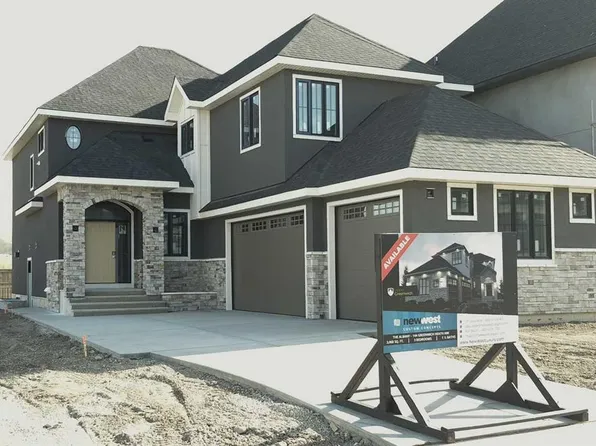 144 N Greenwich Heath NW, Calgary, AB T3B 6P2