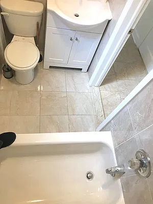 Rented by Capri Jet Realty Corp | media 4