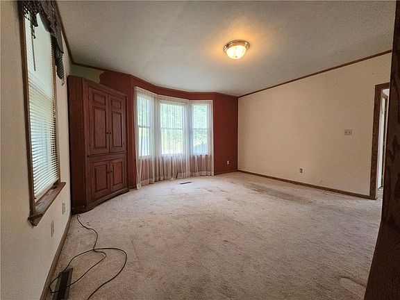 4th image of 1731 Pulaski Rd