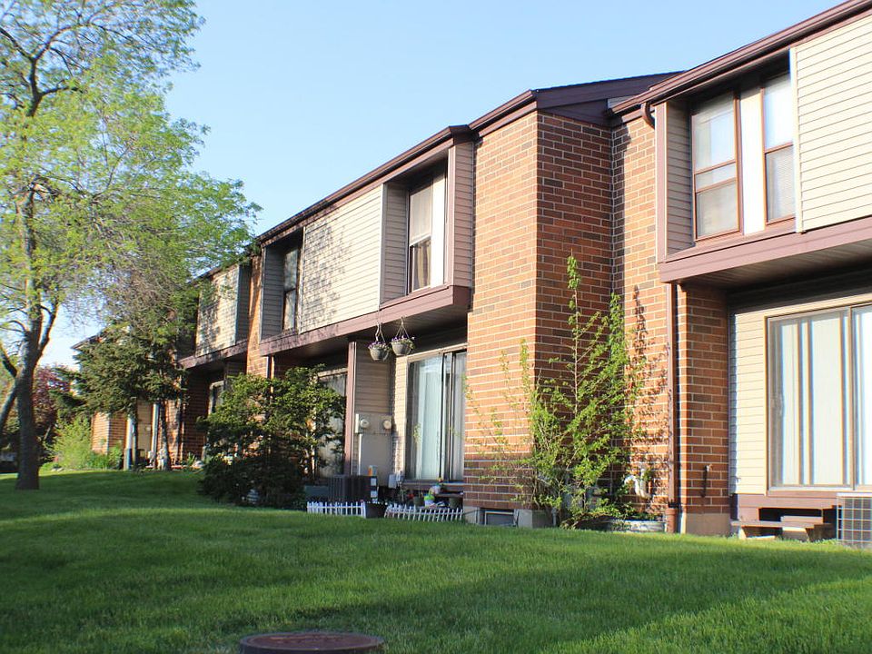 1st image of 1411 W Edgerton Ave #613