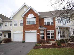 305 Kentshire Ct #176, Pennington, NJ 08534