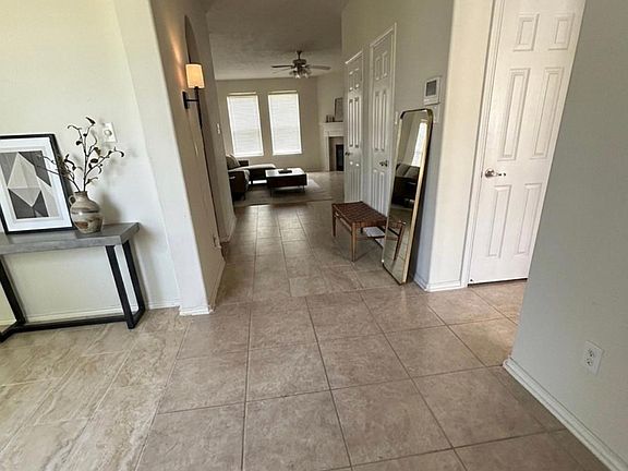 3rd image of 6815 Great Oaks Shadow Dr