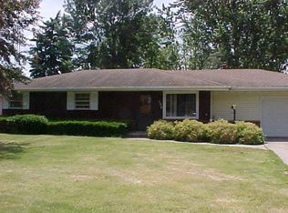 500 Rose Cir, Mazon, IL 60444