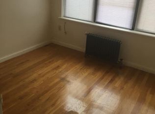 7711 164th St #2, Fresh Meadows, NY 11366