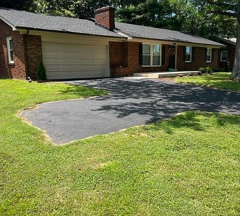 2nd image of 10308 S Dodge Ln