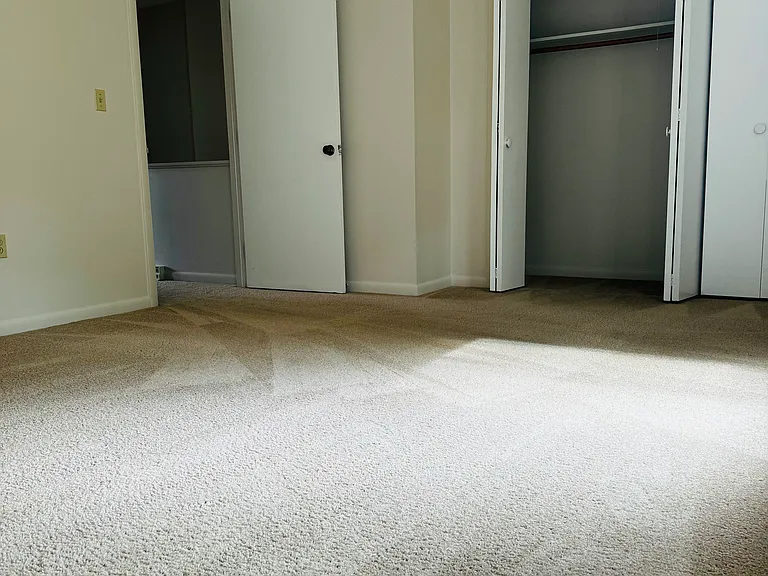 76 Scott Dr — Photo 9