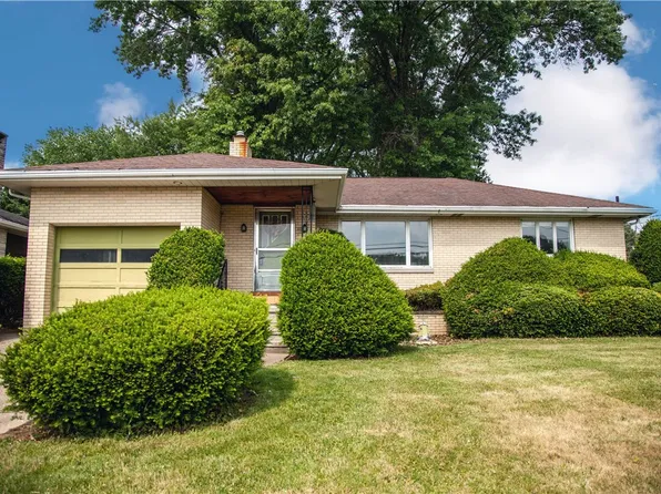 690 Circle Dr, Belle Vernon, PA 15012