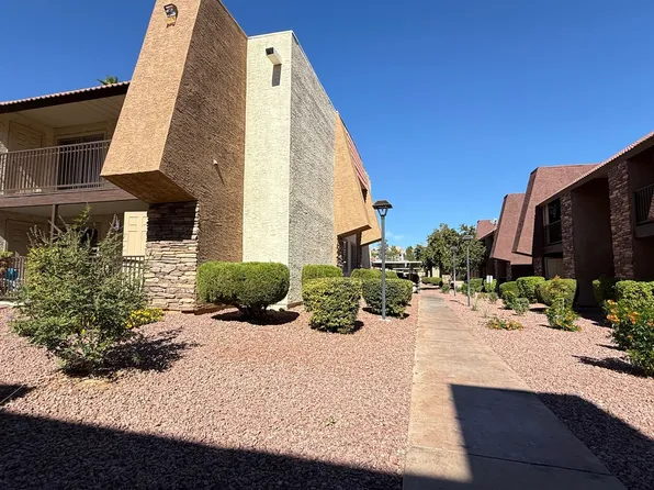 4370 Sandy River Dr Unit 24, Las Vegas, NV 89103