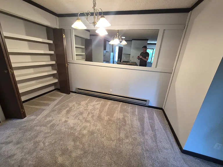 7600 N Lake Blvd #6 — Photo 5