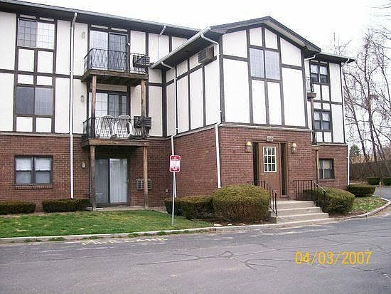 1st image of 79 Ivan St APT 3
