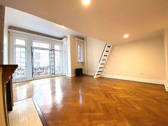 2nd image of 301 W 105th St APT 2F