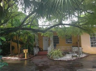 272 Hammond Dr, Miami Springs, FL 33166