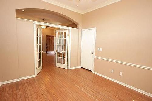 5th image of 1107 Woodside Ct