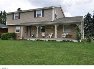 2150 Grissom Dr NE, Warren, OH