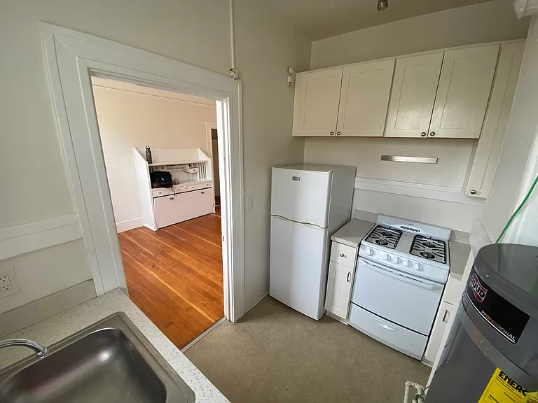 1006 Jefferson St #D — Photo 5