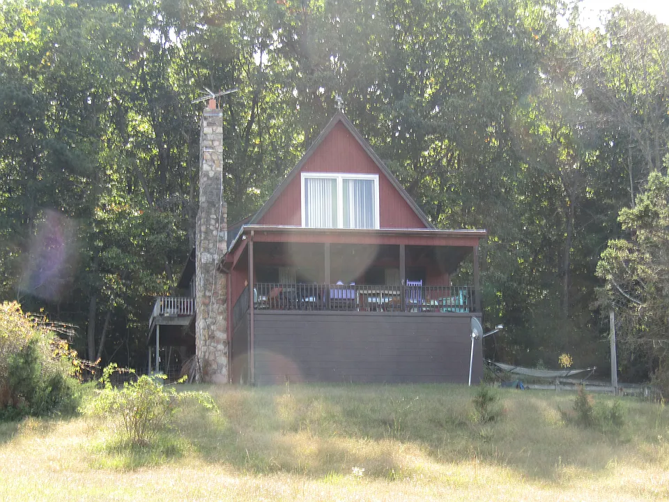 400 Yates Rd
